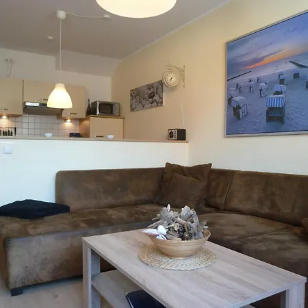 アパート Ostseepark We 32 Insel Used ツェンピン